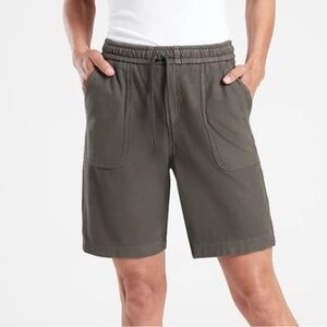 ATHLETA Farallon 9" Bermuda Short Cypress Green